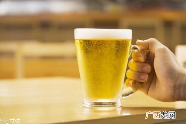 冬季养生保暖四种酒喝了对身体好