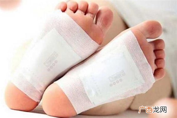 贴足贴有什么好处 贴足贴有什么危害