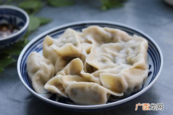 速冻水饺怎么煮不破皮 冷水煮不会破