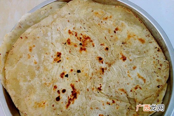 怎样烙饼凉了不硬 面团抹猪油