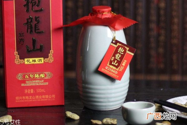 黄酒干型和半干型区别 黄酒干型半干型哪个好