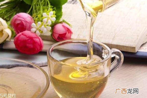 蜂蜜越稠越好吗 水分小于20%为一级品
