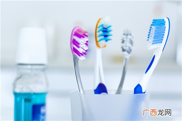 每天刷牙为什么还口臭 刷牙的方法不正确