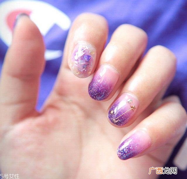 秋季紫色美甲图片 这几款让你更动人