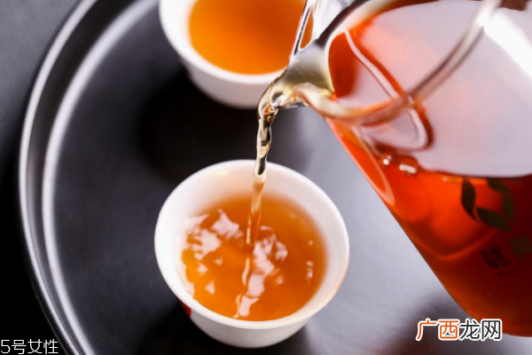 茶叶大红袍是什么颜色 干茶叶有三种色彩