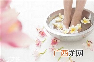 泡脚对女性的好处 女人每天晚上泡脚的好处