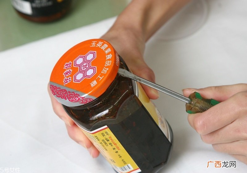 罐头打不开怎么办 开罐头的技巧