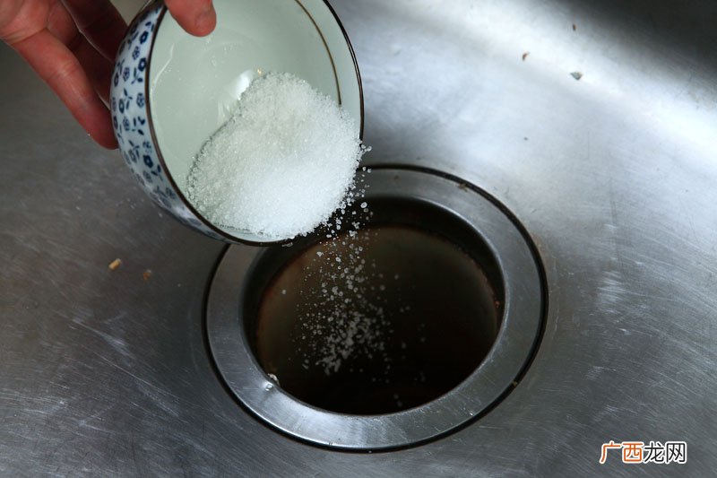 柠檬酸去水垢怎么除 柠檬酸怎么去水垢