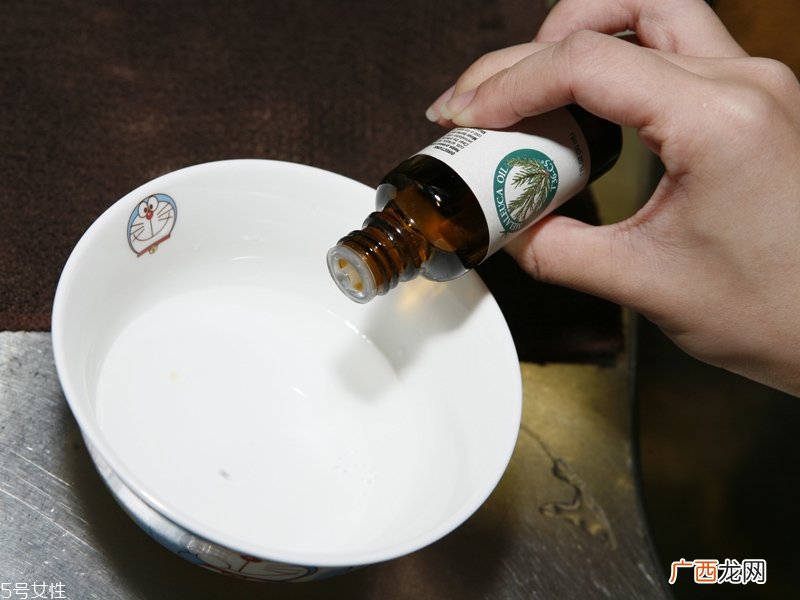家里厨房有臭味怎么办 6个臭味源除臭技巧