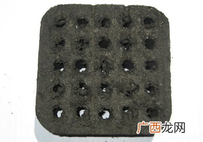 烧烤的木炭怎样引燃 不败的生火3步骤