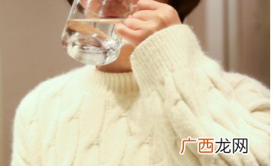 刷牙的错误方法 这些刷牙误区需谨记