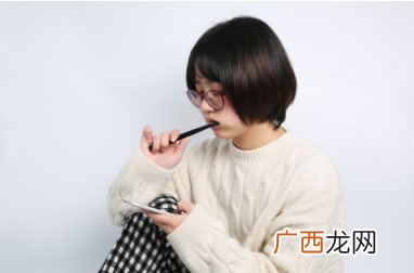 刷牙的错误方法 这些刷牙误区需谨记