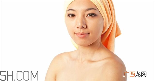 冬天洗澡热水器多少度 冬天热水器多少度可以洗澡