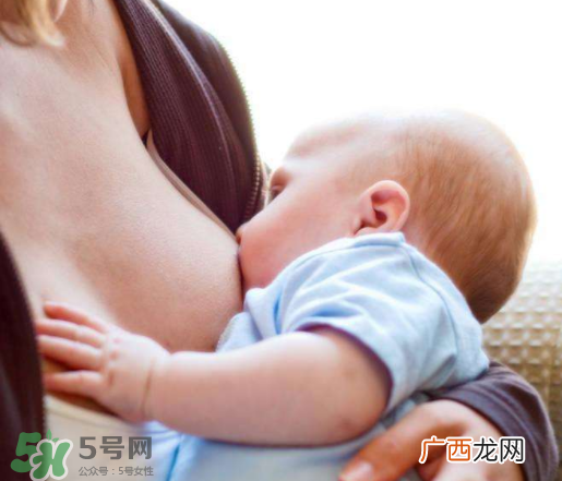 保姆偷喝女主人母乳 成人喝母乳有什么好处？