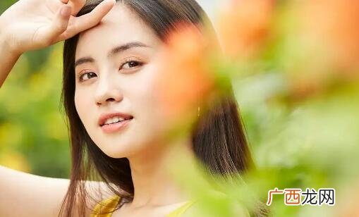 怎么找到女生喜欢的话题？聊这些能让女生上瘾