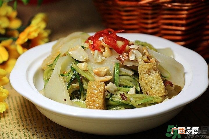 吃消炎药还能吃凉皮凉面吗？吃消炎药吃凉皮会怎么样？