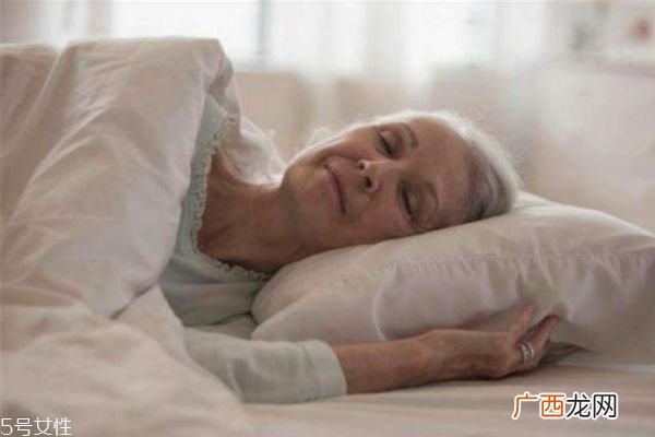 人不同阶段对睡眠时间的要求有什么 如果睡眠时间达不到会怎么样呢