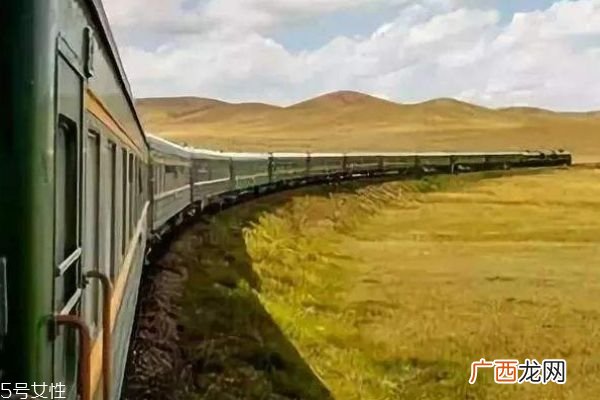 圣诞节送女生什么礼物 这7种礼物你女朋友一定喜欢