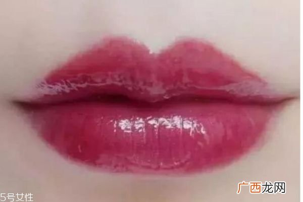女生第一次约会应该怎么样准备呢 女生第一次约会应不应该迟到呢