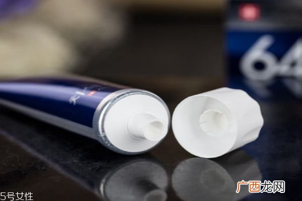 牙膏除了刷牙还可以做什么呢 牙膏可以治疗烫伤吗