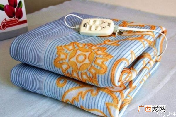 用电热毯睡觉会上火吗 冬天可以天天使用电热毯吗
