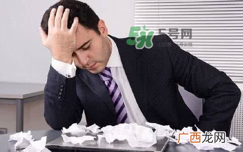 男性更年期是多大年龄？男性更年期综合症的表现