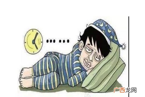 为什么年轻人也长白头发 少年白发的原因有什么