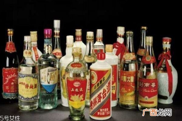 酒有多少种类呢 白酒和啤酒的区别