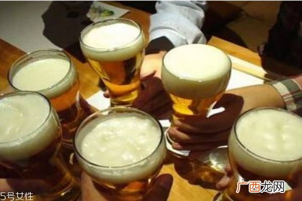 喝酒有什么用处呢 酒的功效有什么