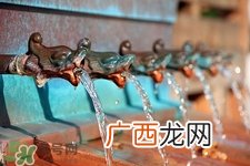 饮水机里的水可以放多久?春节过来还能喝吗