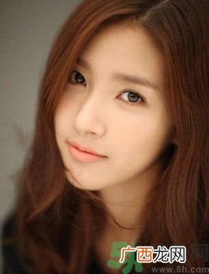 女生手脚冰凉是什么原因？手脚冰凉怎么调理？