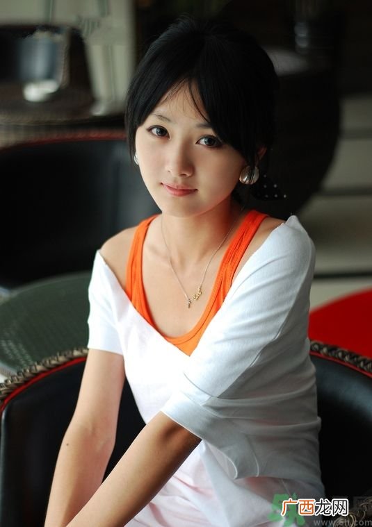 女生手脚冰凉是什么原因？手脚冰凉怎么调理？