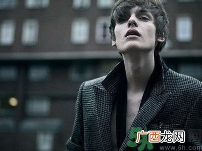 让妻子最易出轨8种男人你知道？女人要擦亮眼睛！