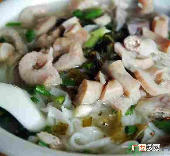 早餐吃面还是包子比较好？早餐吃包子和面健康吗？
