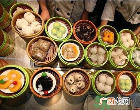 早餐吃面还是包子比较好？早餐吃包子和面健康吗？