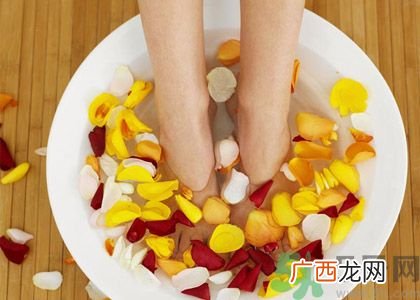 天天泡脚好不好？天天泡脚有什么坏处？
