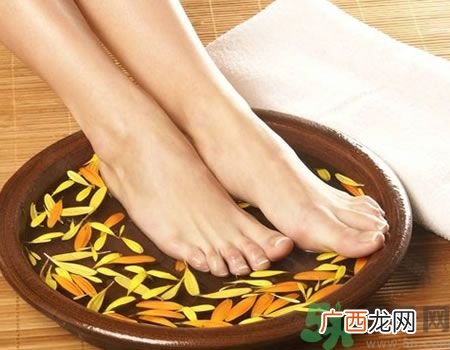 天天泡脚好不好？天天泡脚有什么坏处？