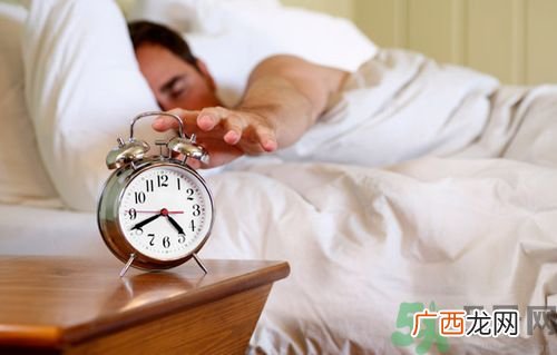 女生早上恋床好不好？早上可以恋床吗？