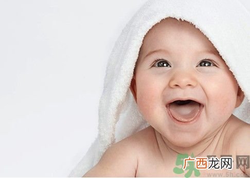 儿童的耳朵怎样保护？保护宝宝的耳朵要做什么？