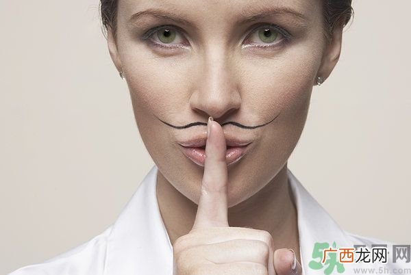 12岁女孩有胡子怎么办 我12岁女的胡须很多怎么办