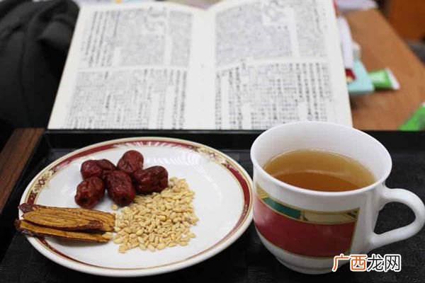 男性更年期吃喝什么好 按摩调理更有效
