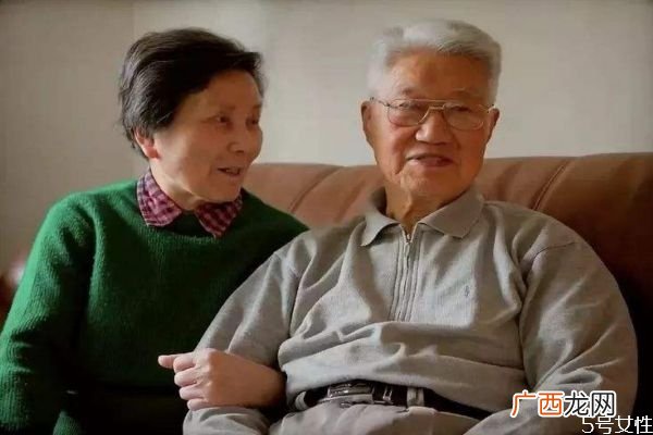 六大治疗老年痴呆症的最有效的方法
