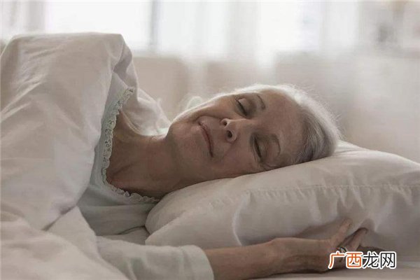 老年人提高睡眠质量有什么好办法