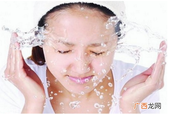 女性睡前注意事项 不然就会加快衰老