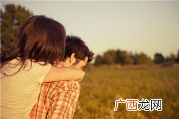 十二星座男遇到真爱的表现 表白方式大公开