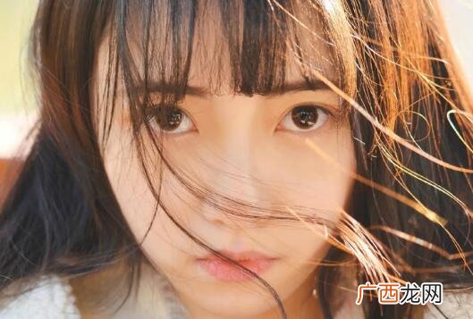 给女生花钱多能换来真心吗？追女生该怎么花钱