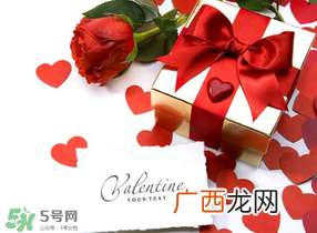 结婚后的情人节送什么？结婚后情人节送老婆什么好？