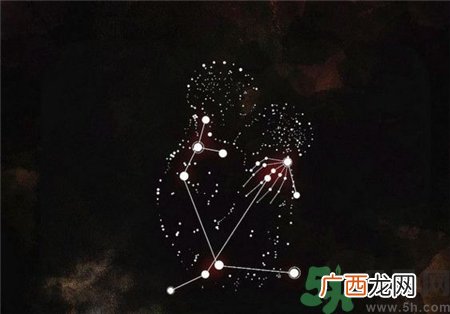 蛇夫座的幸运色是什么?蛇夫座和什么星座最配?