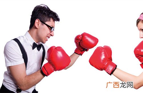 报复劈腿男的6个方法