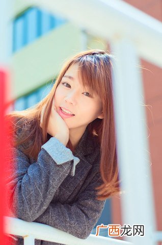 看见帅哥时女人会有怎样的生理反应